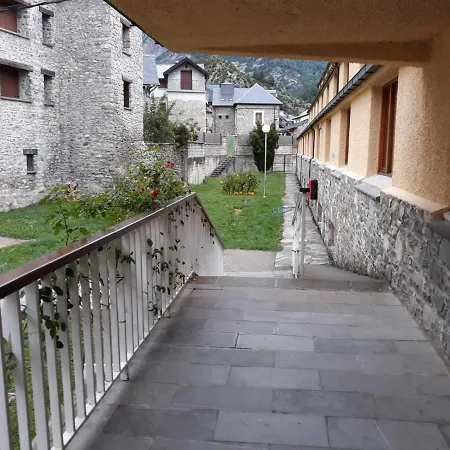 En El Centro De * פנטיקוסה