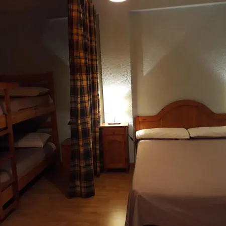 En El Centro De פנטיקוסה